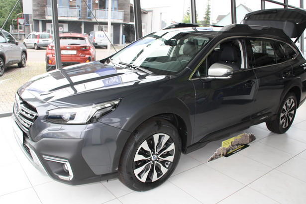 Subaru Outback 2.5i Platinum