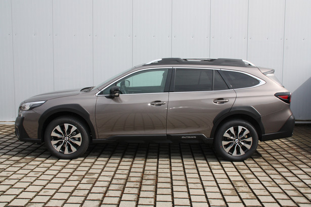 Subaru Outback 2.5i Platinum